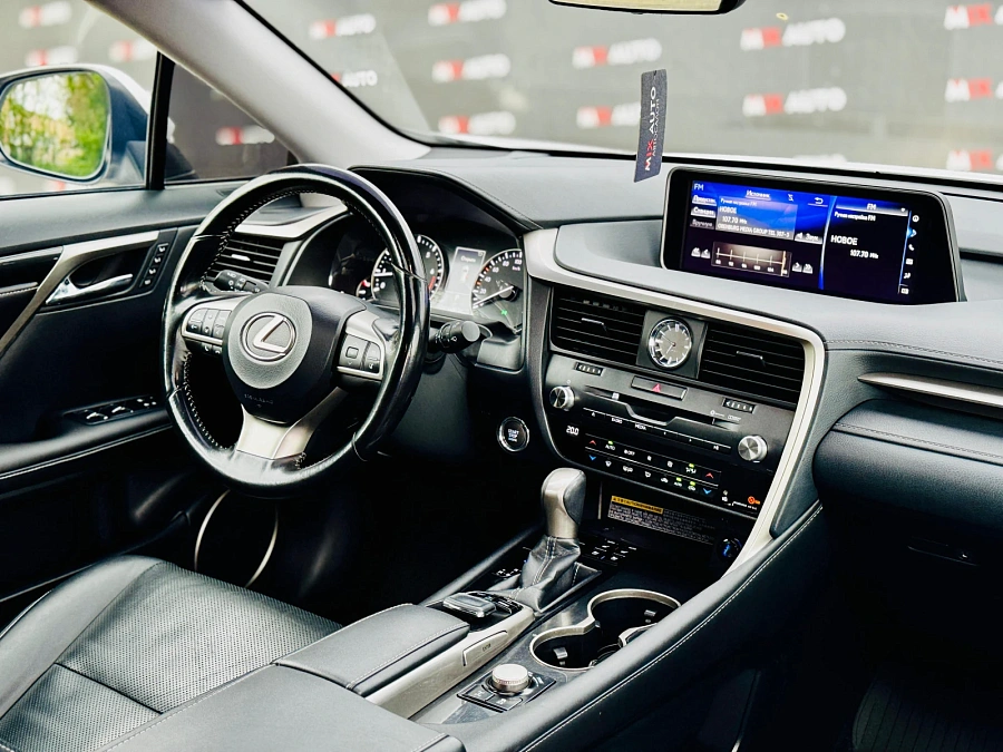 Lexus RX, 2016г., полный привод, автомат