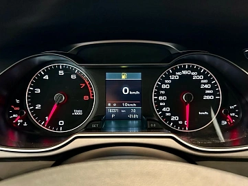 Audi A4, 2013г, передний привод, автомат