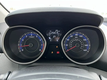 Hyundai Elantra, 2011г, передний привод, автомат
