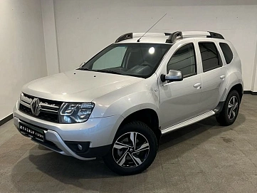 Renault Duster, 2016г, передний привод, автомат