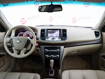 Nissan Teana, 2011г, передний привод, вариатор