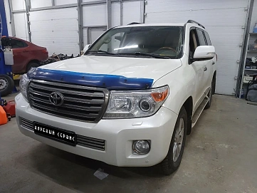 Toyota Land Cruiser, 2013г, полный привод, автомат