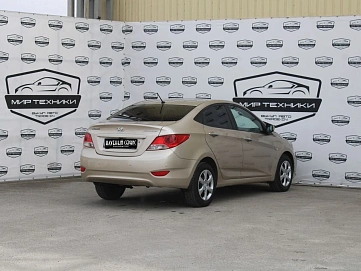 Hyundai Solaris, 2011г, передний привод, механика