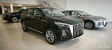 Hongqi HS3, 2025г, передний привод, робот