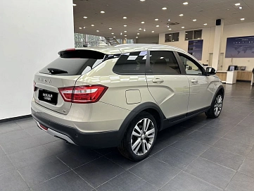 Lada (ВАЗ) , 2018г., передний привод, механика