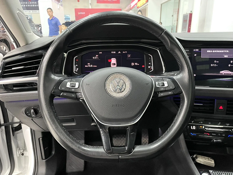 Volkswagen Jetta, 2022г., передний привод, автомат