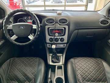 Ford Focus, 2010г, передний привод, механика