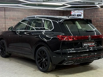 Volkswagen Touareg, 2025г, полный привод, автомат