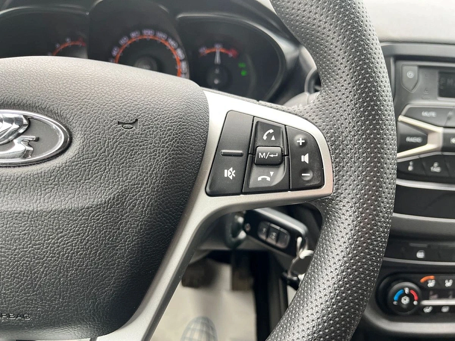 Lada (ВАЗ) Vesta, 2020г., передний привод, механика