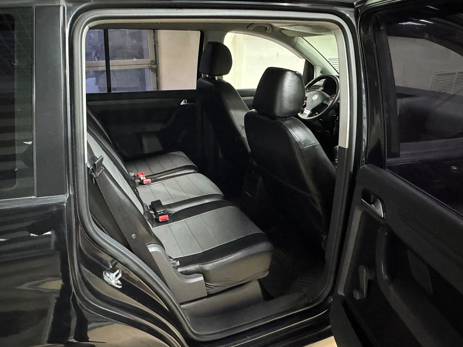 Volkswagen Touran, 2007г., передний привод, механика