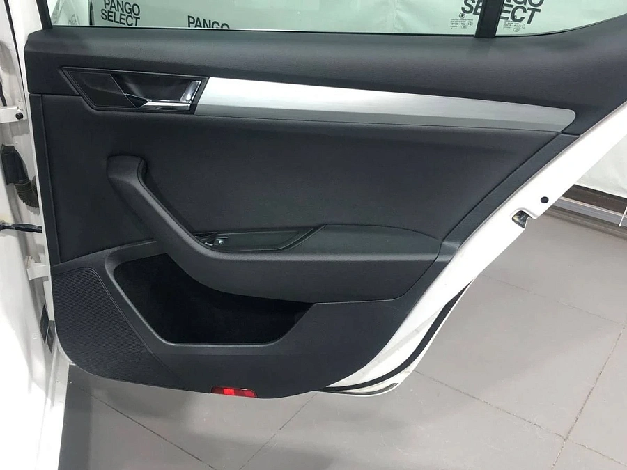 Skoda Superb, 2017г., передний привод, автомат