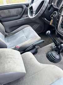 Toyota Land Cruiser, 2005г, полный привод, механика