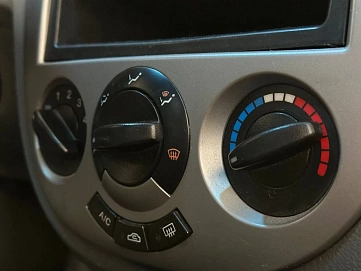 Chevrolet Lacetti, 2010г, передний привод, автомат