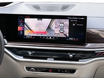 BMW X7, 2025г, полный привод, автомат