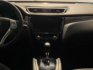 Nissan X-Trail, 2017г, передний привод, автомат