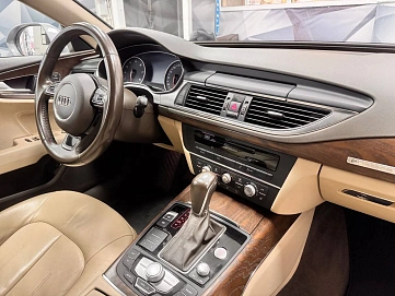 Audi A7, 2015г, полный привод, робот