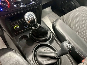 Chevrolet Niva, 2013г, полный привод, механика