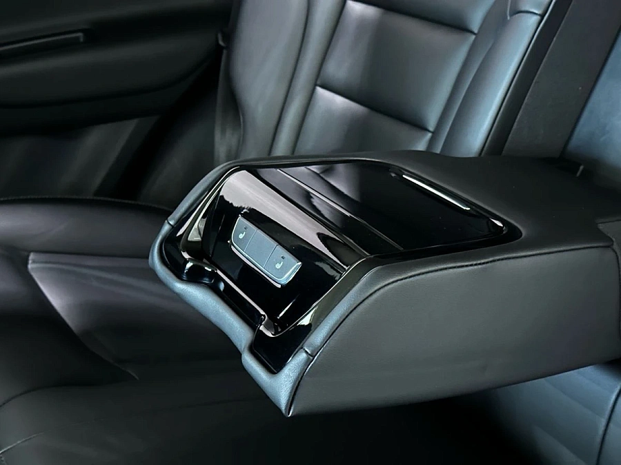 Geely Atlas, 2018г., передний привод, автомат