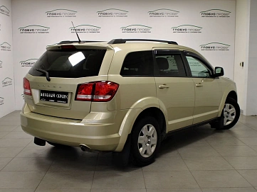 Dodge Journey, 2011г, передний привод, автомат