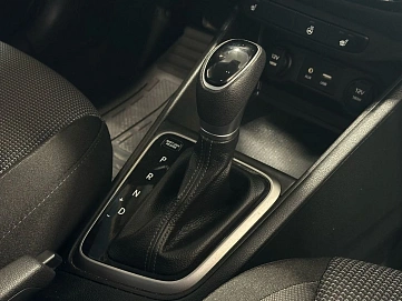 Hyundai Solaris, 2017г, передний привод, автомат