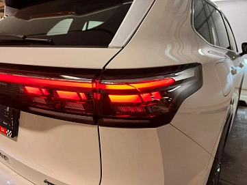 Volkswagen Tiguan, 2024г, полный привод, робот
