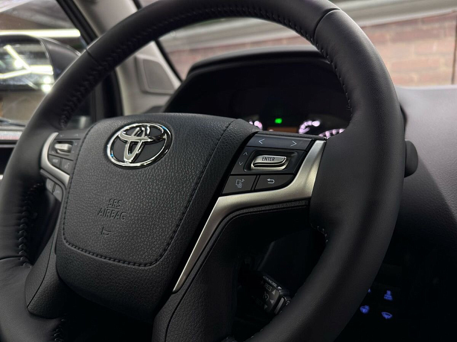 Toyota Land Cruiser Prado, 2022г., полный привод, автомат
