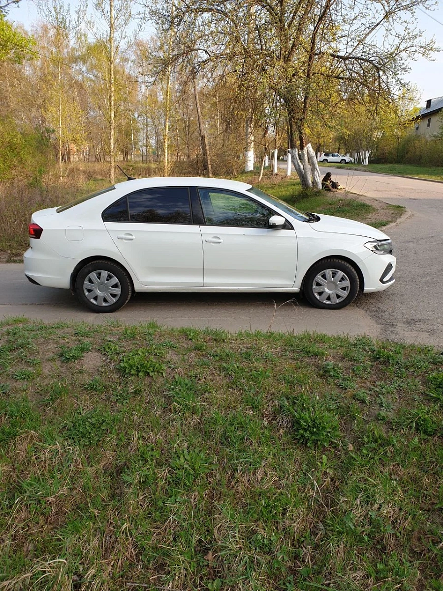 Volkswagen Polo, 2020г., передний привод, автомат