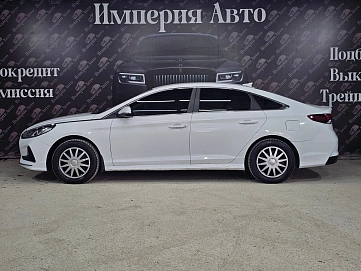 Hyundai Sonata, 2018г, передний привод, автомат