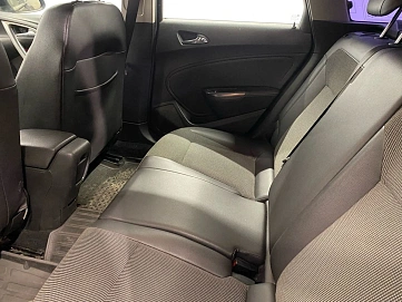 Opel Astra, 2011г, передний привод, механика