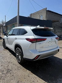 Toyota Highlander, 2026г, полный привод, автомат