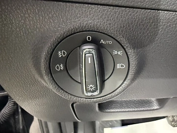 Skoda Superb, 2025г, передний привод, робот