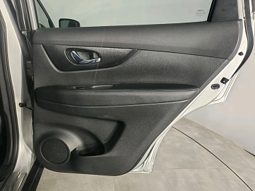 Nissan X-Trail, 2017г, передний привод, вариатор