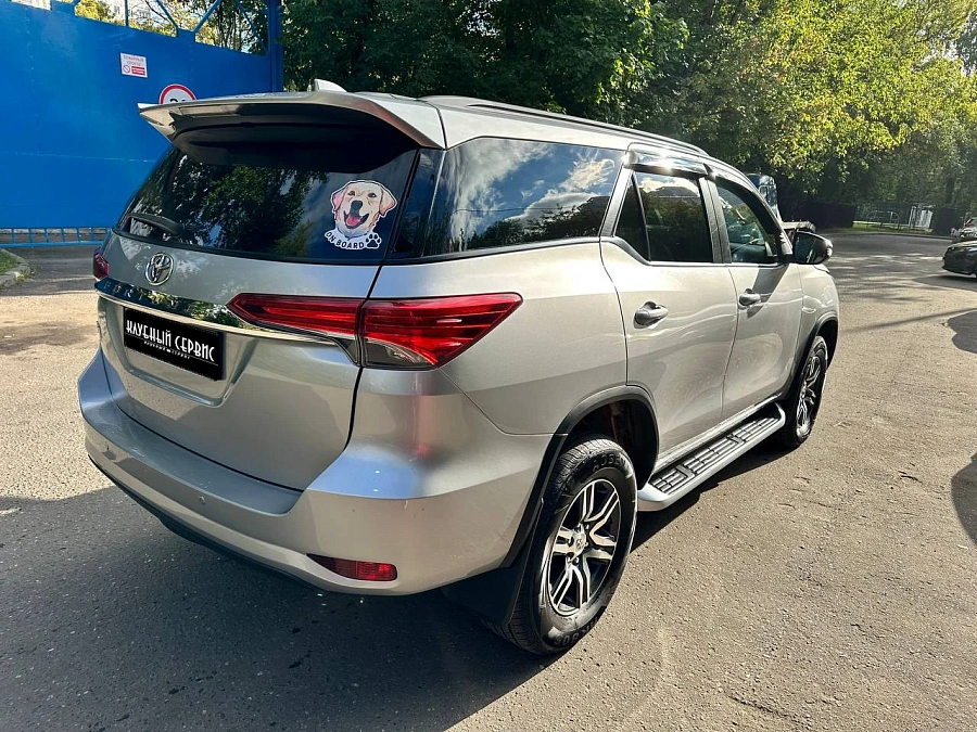 Toyota Fortuner, 2018г., полный привод, автомат