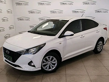 Hyundai Solaris, 2021г, передний привод, автомат