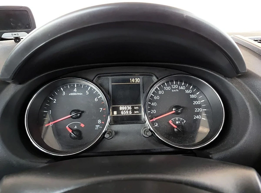 Nissan Qashqai, 2013г., передний привод, вариатор