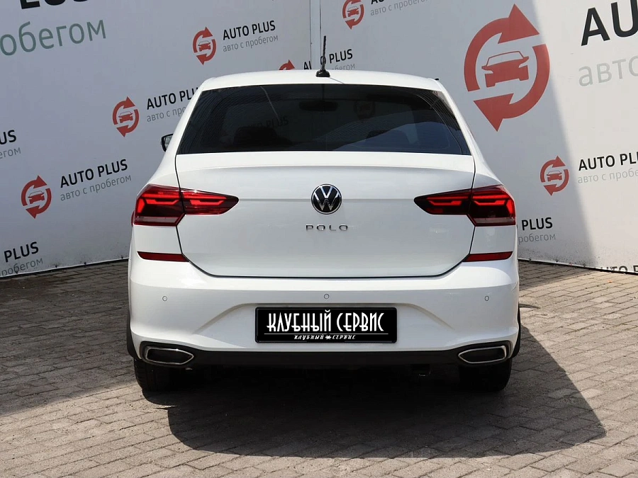 Volkswagen Polo, 2021г., передний привод, робот