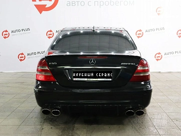 Mercedes-Benz E-Класс, 2002г, задний привод, автомат