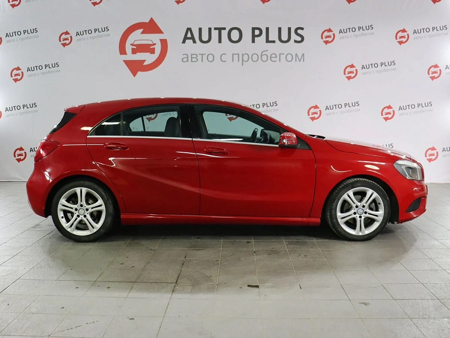 Mercedes-Benz A-Класс, 2013г., передний привод, робот