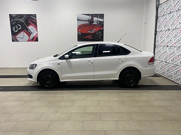 Volkswagen Polo, 2011г, передний привод, механика