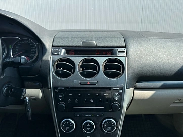 Mazda 6, 2006г, передний привод, автомат