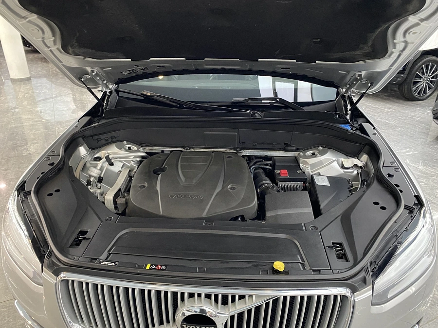Volvo XC90, 2017г., полный привод, автомат