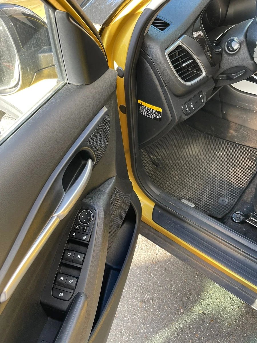 Kia Seltos, 2020г., передний привод, робот