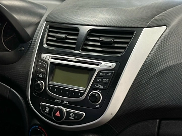 Hyundai Solaris, 2012г, передний привод, механика
