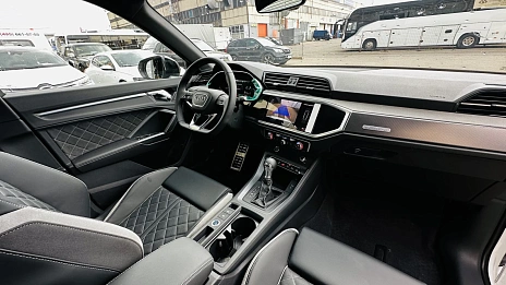Audi Q3, 2025г, полный привод, робот