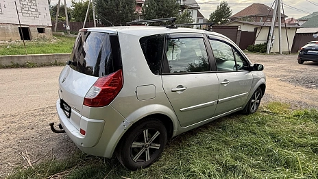 Renault Megane, 2007г, передний привод, механика