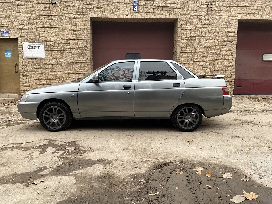 Lada (ВАЗ) 2110, 2005г., передний привод, механика