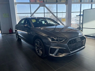Audi A4, 2023г, передний привод, робот