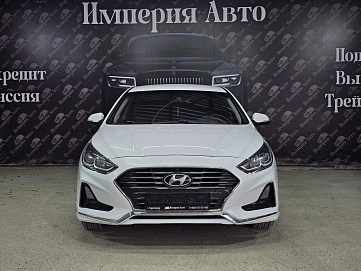 Hyundai Sonata, 2018г, передний привод, автомат