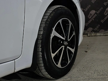 Hyundai Solaris, 2013г, передний привод, механика