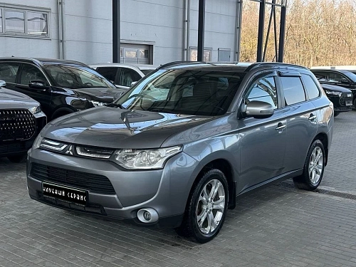 Mitsubishi Outlander, 2013г, полный привод, вариатор